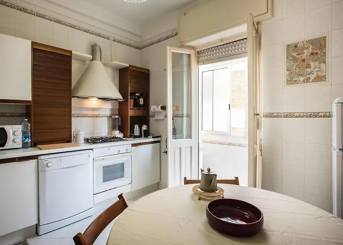 On The Park .mare E Storia! Lägenhet